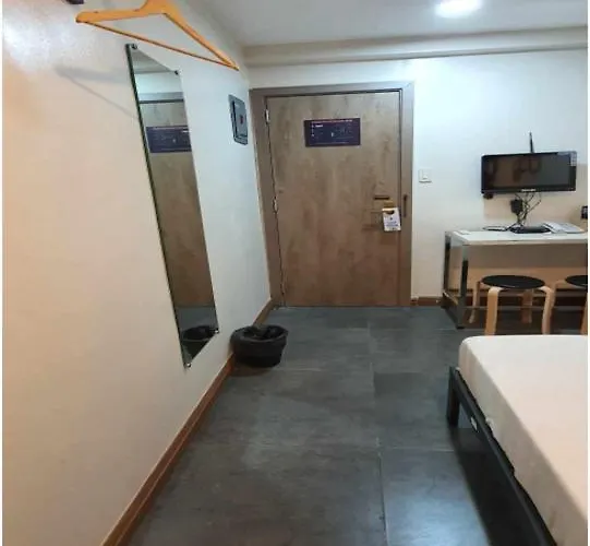 Hotel Maine Residences Manilla