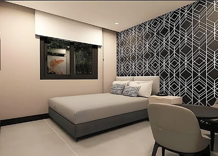 Maine Residences فندق